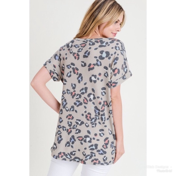 Animal print tee - Picture 3 of 3